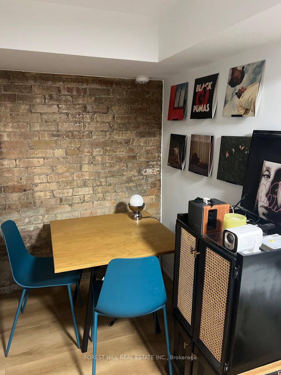 Photo 6 of Unit Lower, 77 Brunswick Avenue, Toronto, University — HOMEH
