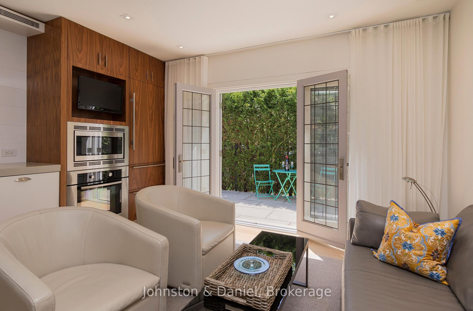 Photo 6 of Unit 400, 78 Roxborough Street E, Toronto, Rosedale-Moore Park — HOMEH