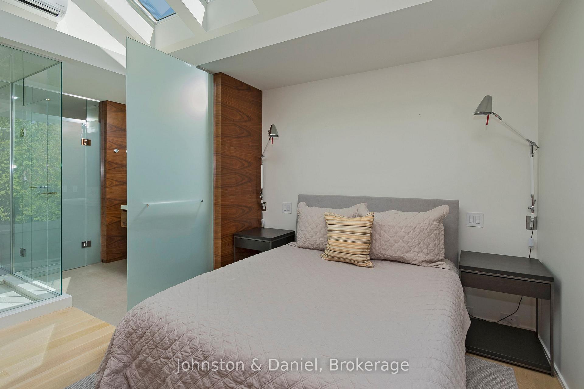 Photo 7 of Unit 400, 78 Roxborough Street E, Toronto, Rosedale-Moore Park — HOMEH