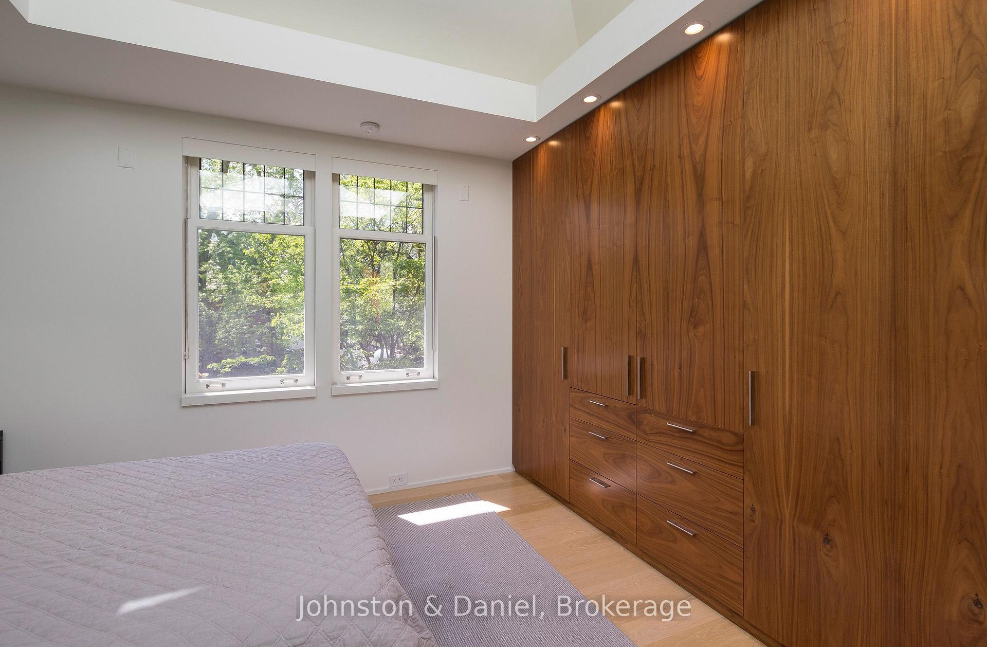 Photo 8 of Unit 400, 78 Roxborough Street E, Toronto, Rosedale-Moore Park — HOMEH