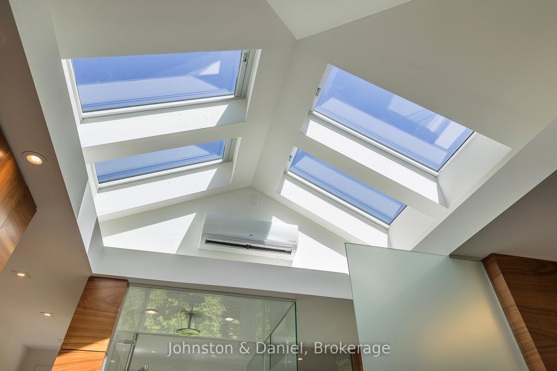 Photo 11 of Unit 400, 78 Roxborough Street E, Toronto, Rosedale-Moore Park — HOMEH