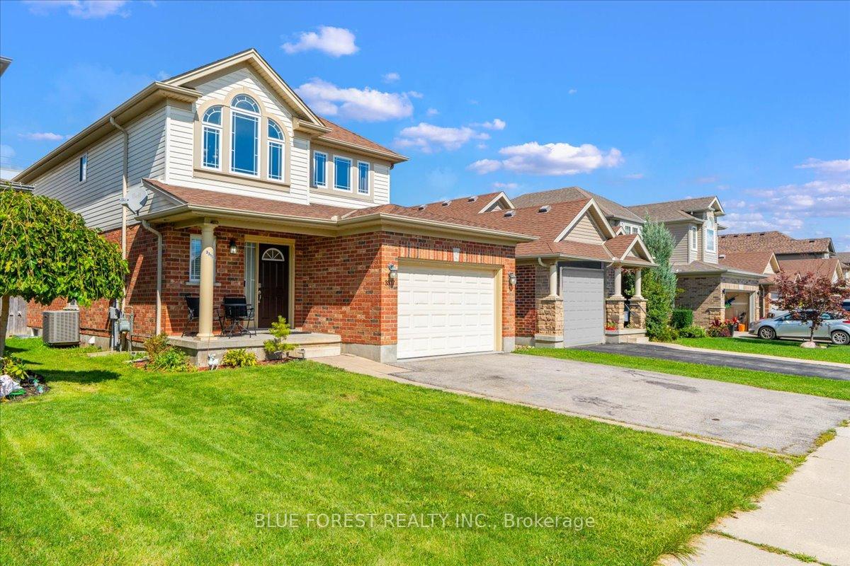 Photo 2 of 3317 Emily Carr Lane, London, South W — HOMEH