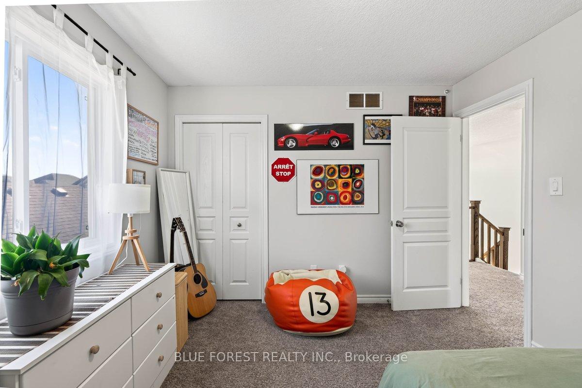 Photo 25 of 3317 Emily Carr Lane, London, South W — HOMEH