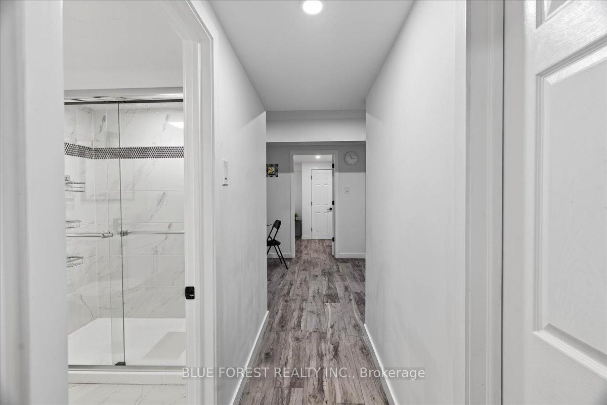 Photo 31 of 3317 Emily Carr Lane, London, South W — HOMEH