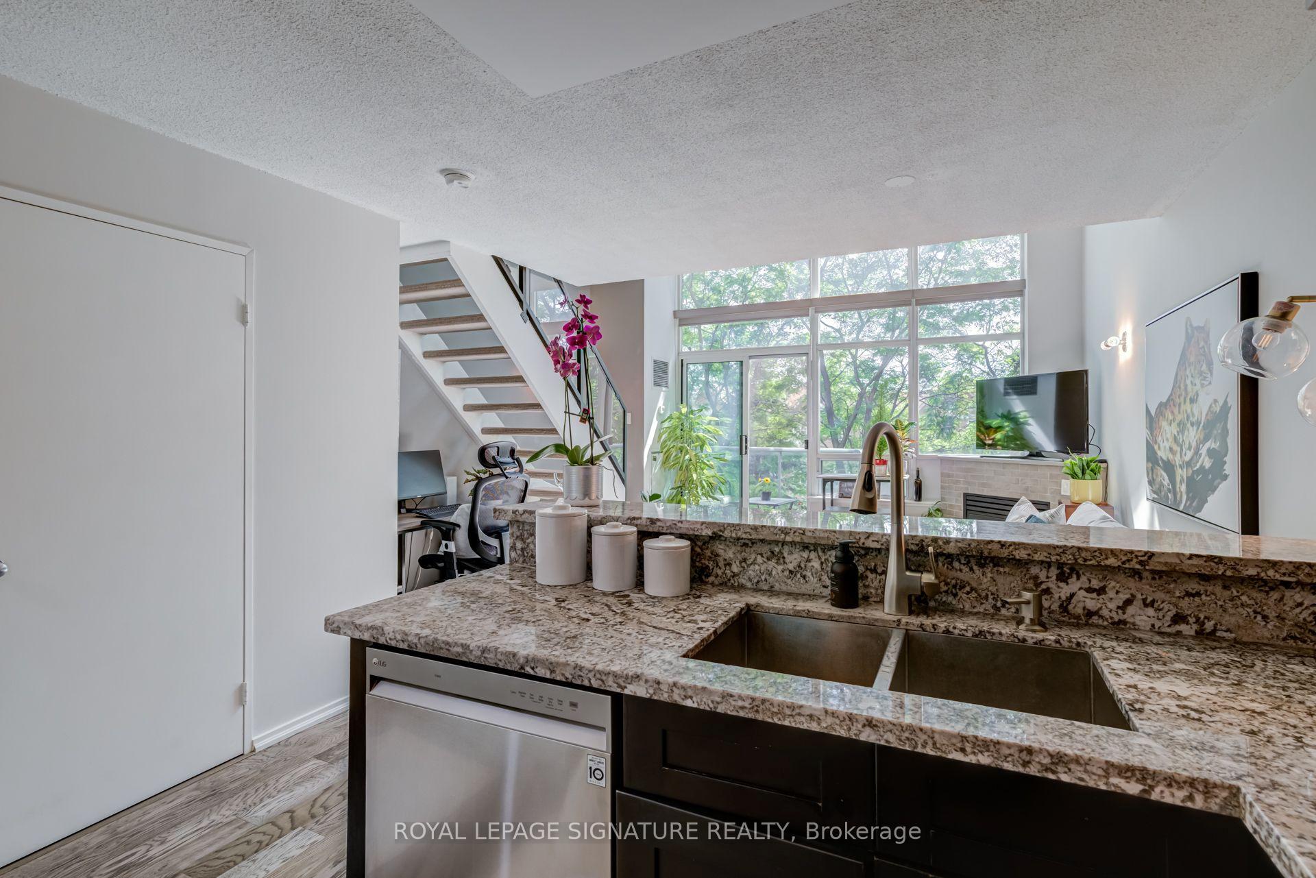 Photo 2 of Unit 203, 200 Manitoba Street, Etobicoke, Mimico — HOMEH