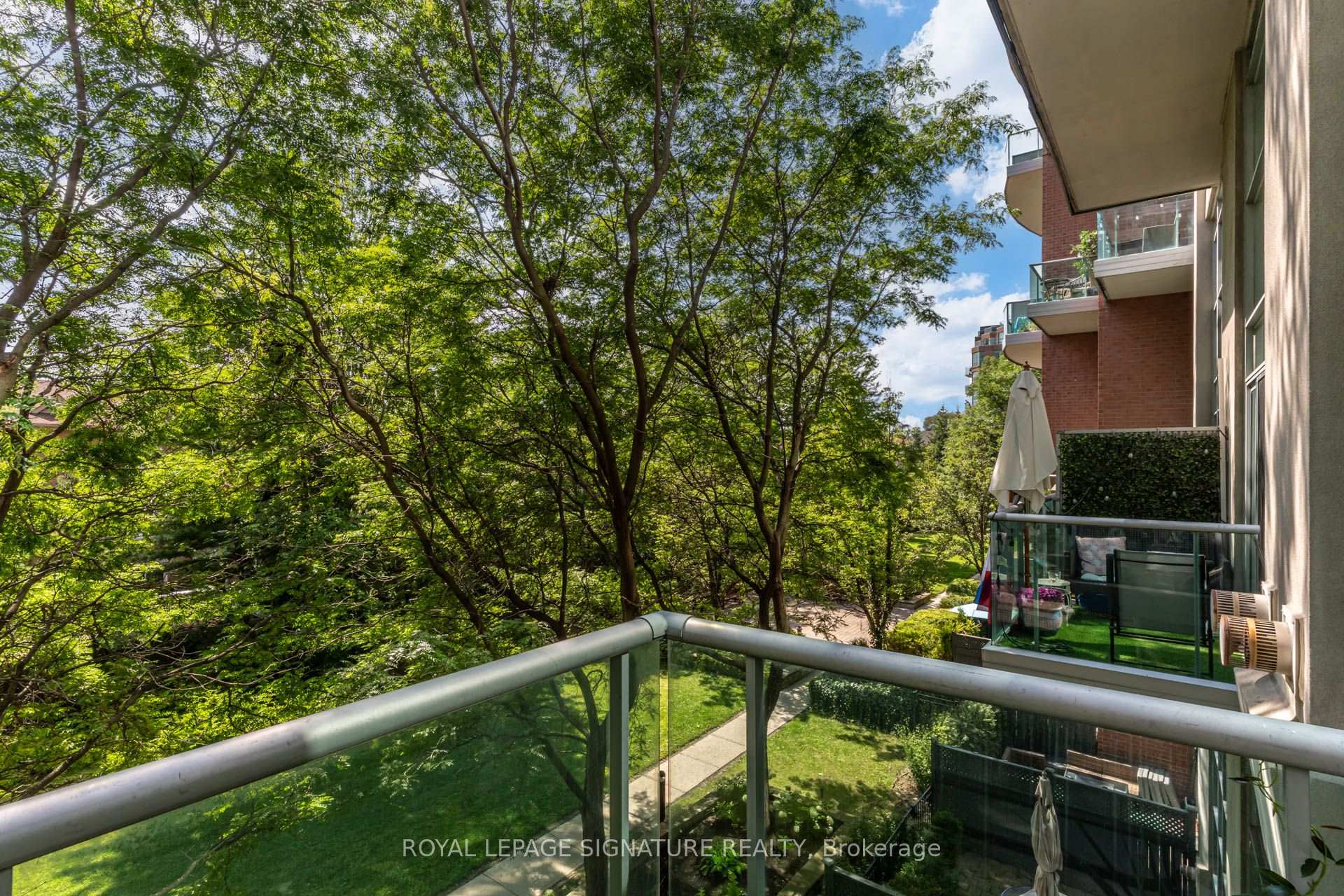 Photo 12 of Unit 203, 200 Manitoba Street, Etobicoke, Mimico — HOMEH