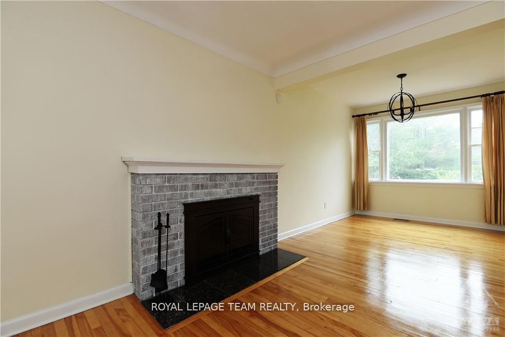 Photo 9 of 822 Quinlan Road, Ottawa, Elmvale Acres — HOMEH
