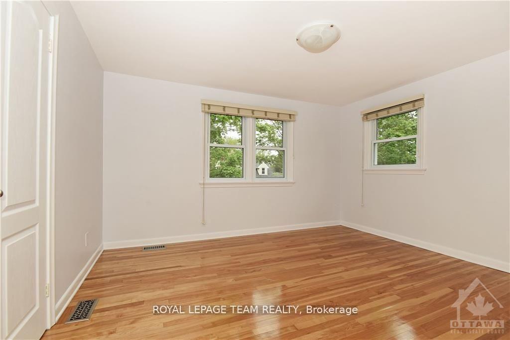 Photo 15 of 822 Quinlan Road, Ottawa, Elmvale Acres — HOMEH