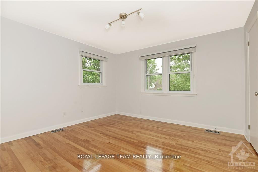 Photo 17 of 822 Quinlan Road, Ottawa, Elmvale Acres — HOMEH