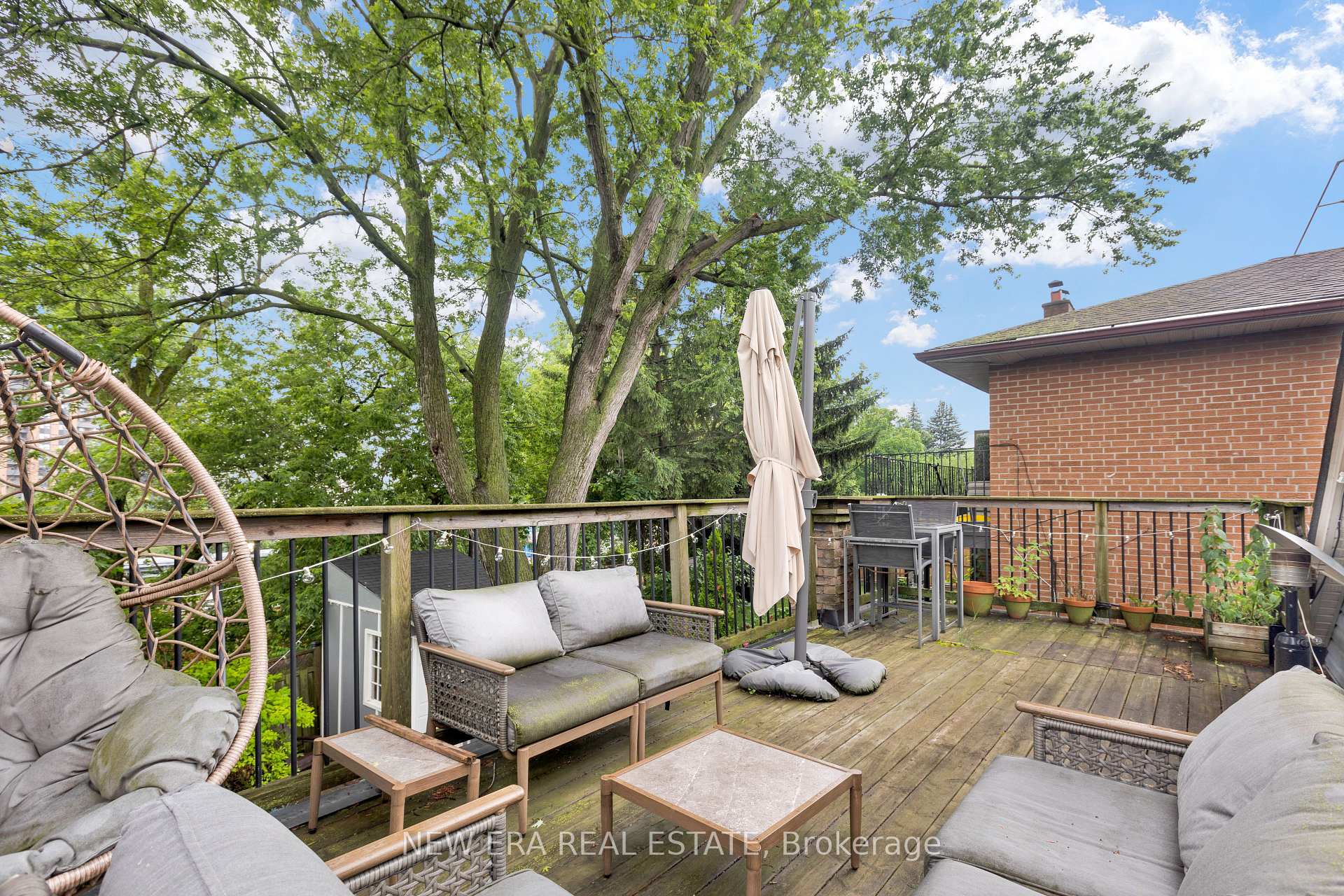 Photo 26 of 2 Foch Avenue, Etobicoke, Alderwood — HOMEH