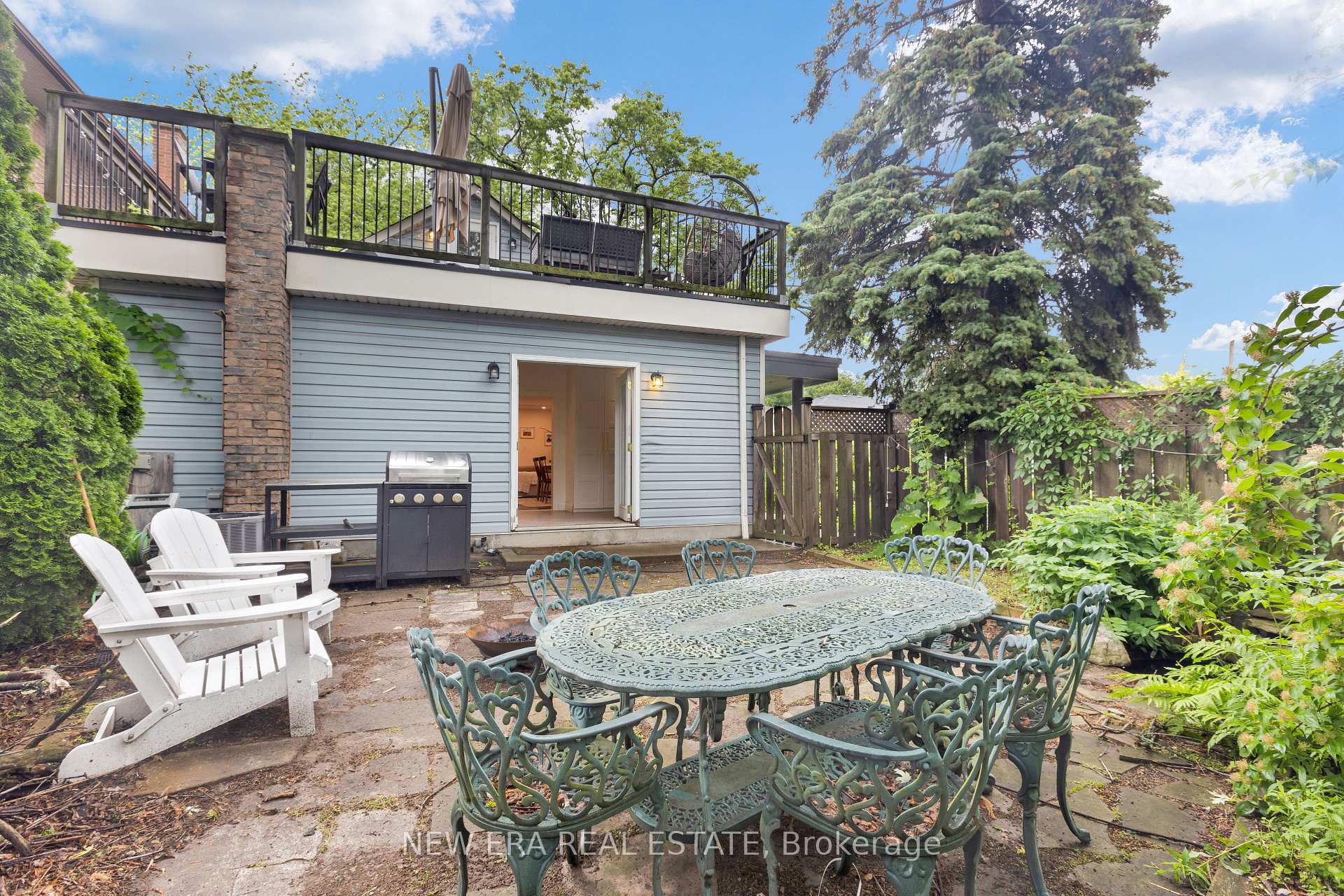 Photo 31 of 2 Foch Avenue, Etobicoke, Alderwood — HOMEH