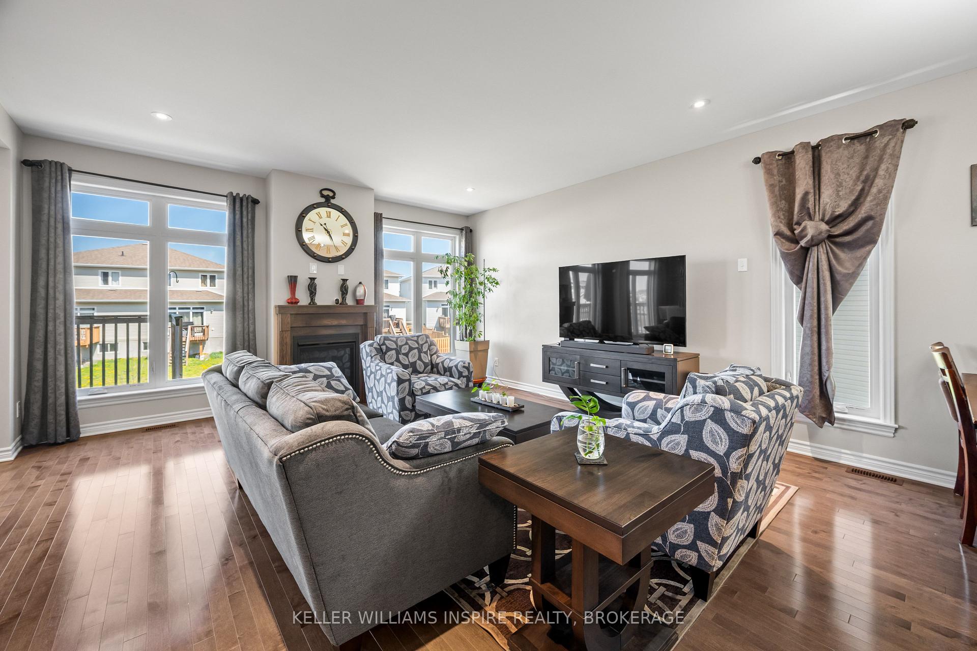 Photo 13 of 629 Gwen Avenue, Kingston, City Northwest — HOMEH