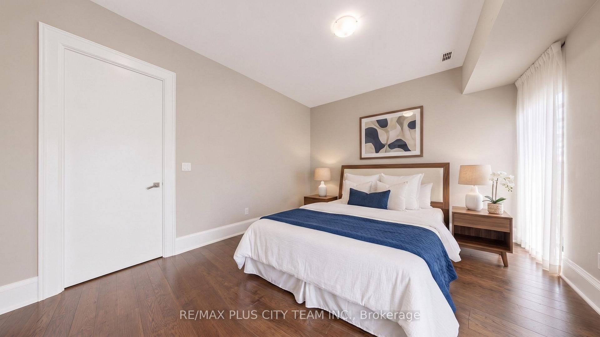 Photo 10 of Unit TH122, 29 Queens Quay E, Toronto, Waterfront Communities — HOMEH