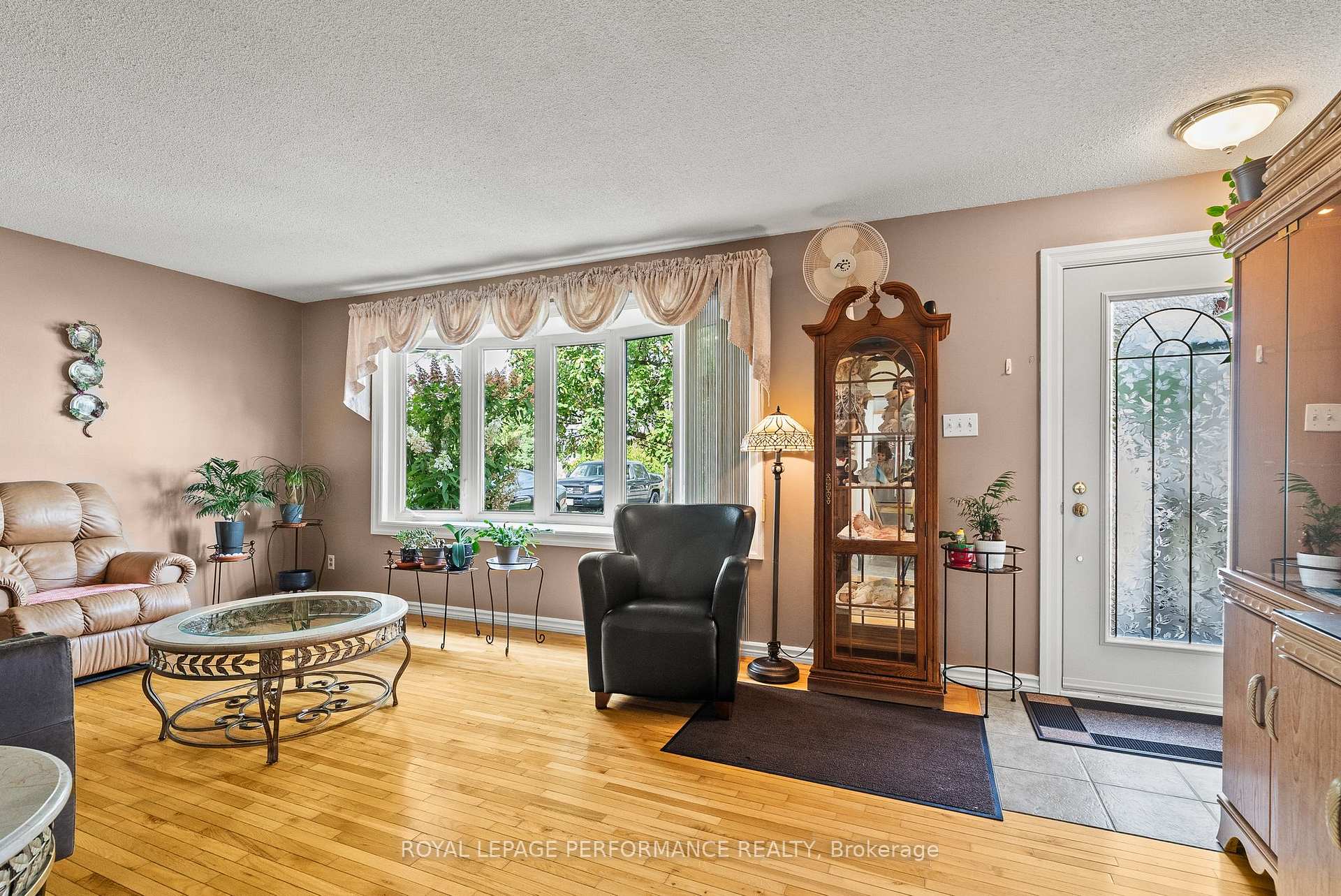 Photo 3 of 1988 Boyer Road, Ottawa, Chapel Hill — HOMEH