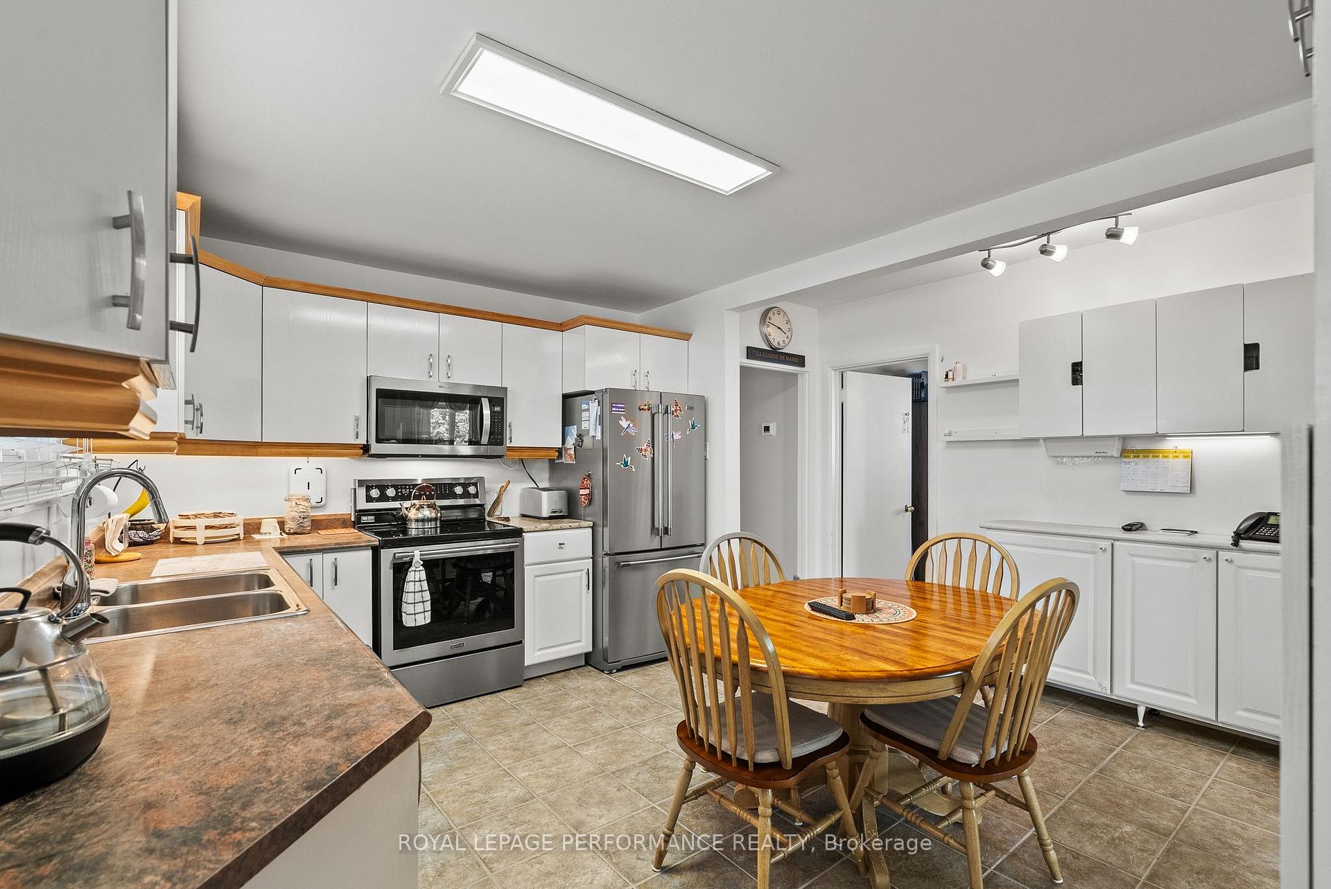 Photo 9 of 1988 Boyer Road, Ottawa, Chapel Hill — HOMEH