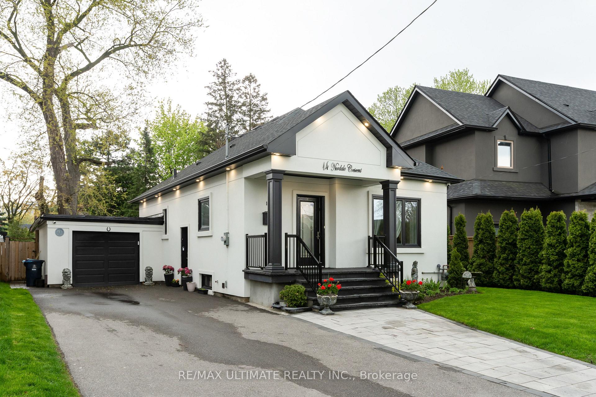 Photo 2 of 14 Nordale Crescent, North York, Brookhaven-Amesbury — HOMEH