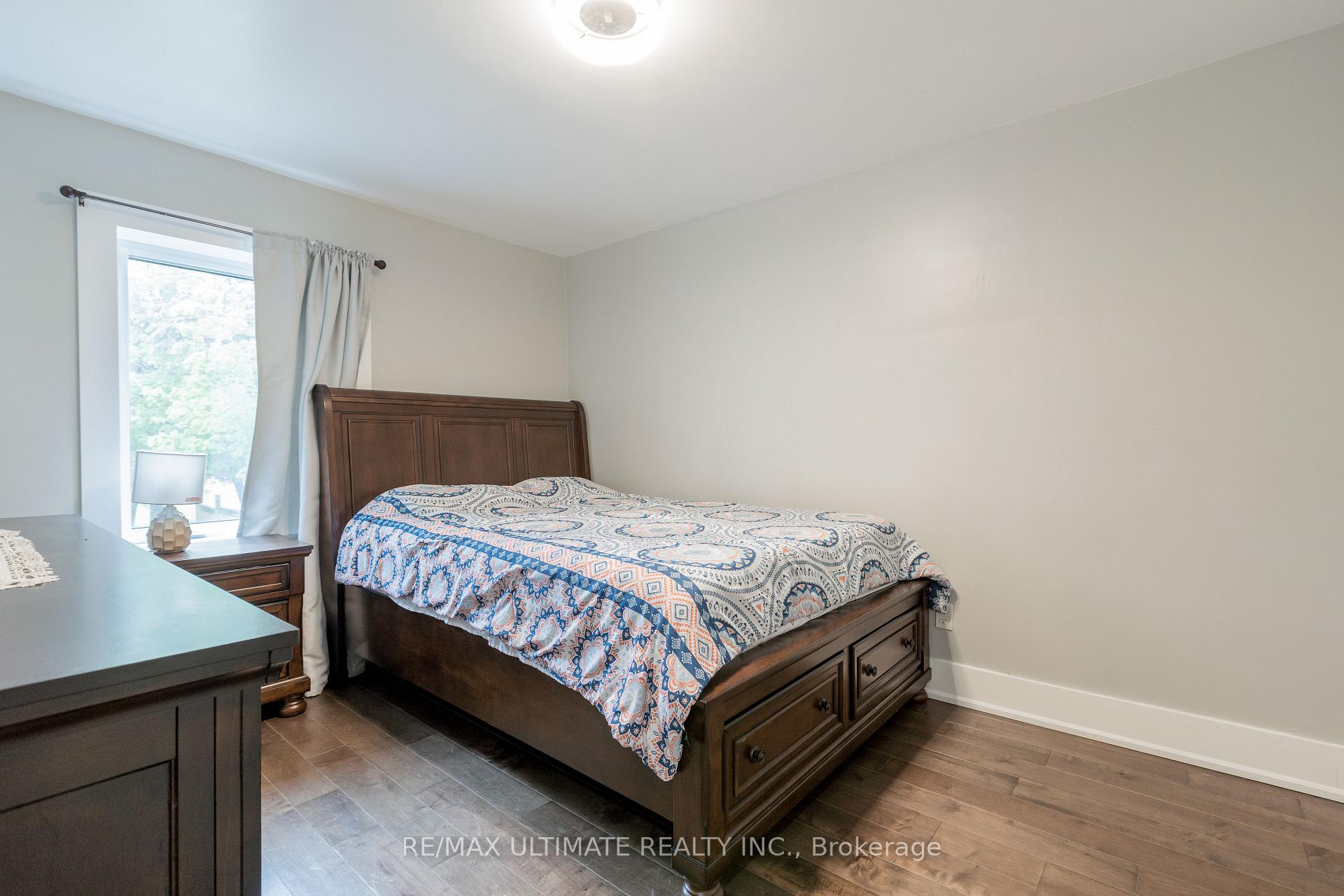Photo 20 of 14 Nordale Crescent, North York, Brookhaven-Amesbury — HOMEH
