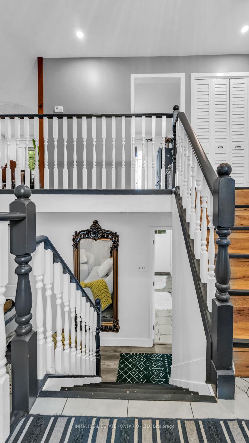 Photo 9 of 47 Alayne Crescent, London, South X — HOMEH