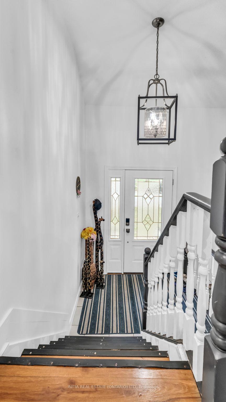Photo 11 of 47 Alayne Crescent, London, South X — HOMEH