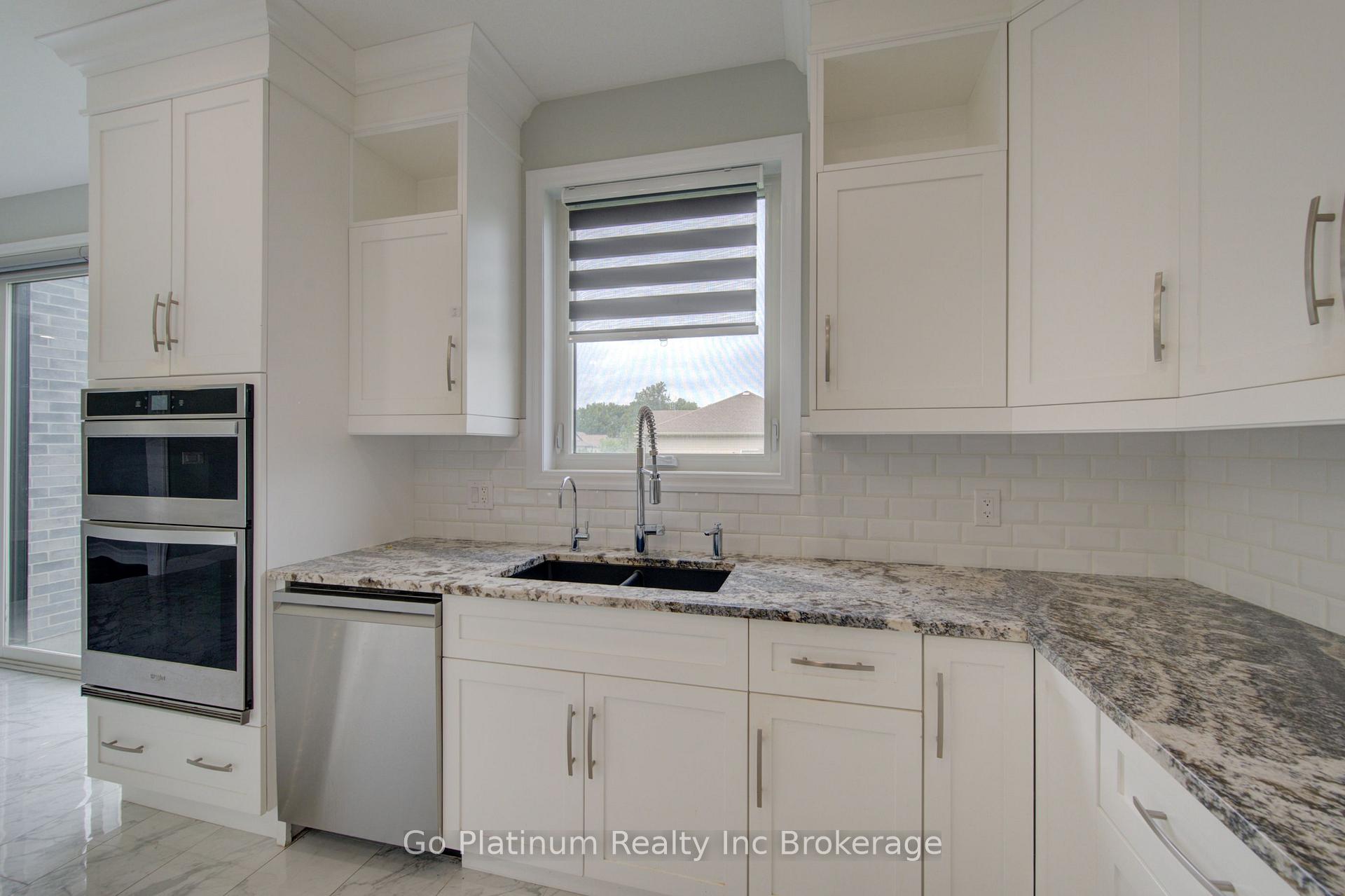 Photo 16 of 32 Sycamore Drive, Tillsonburg — HOMEH