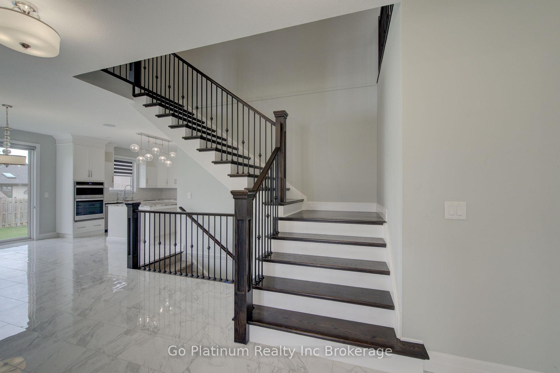 Photo 21 of 32 Sycamore Drive, Tillsonburg — HOMEH