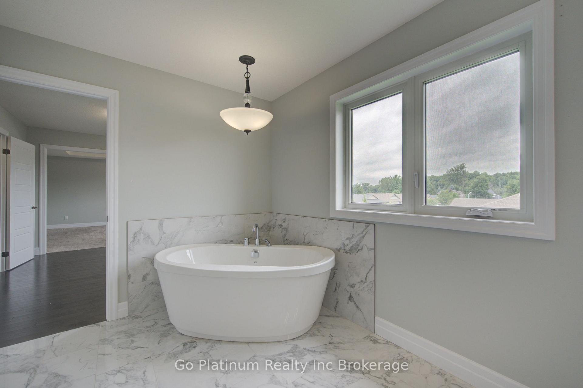 Photo 30 of 32 Sycamore Drive, Tillsonburg — HOMEH