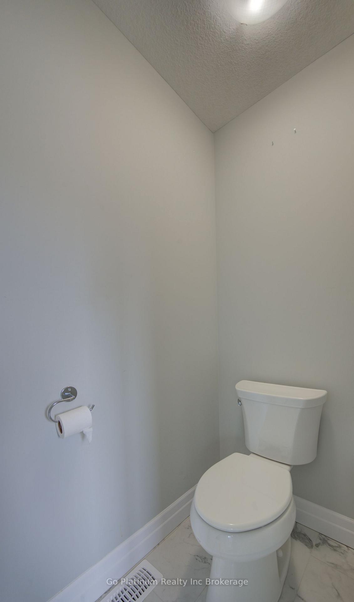 Photo 31 of 32 Sycamore Drive, Tillsonburg — HOMEH