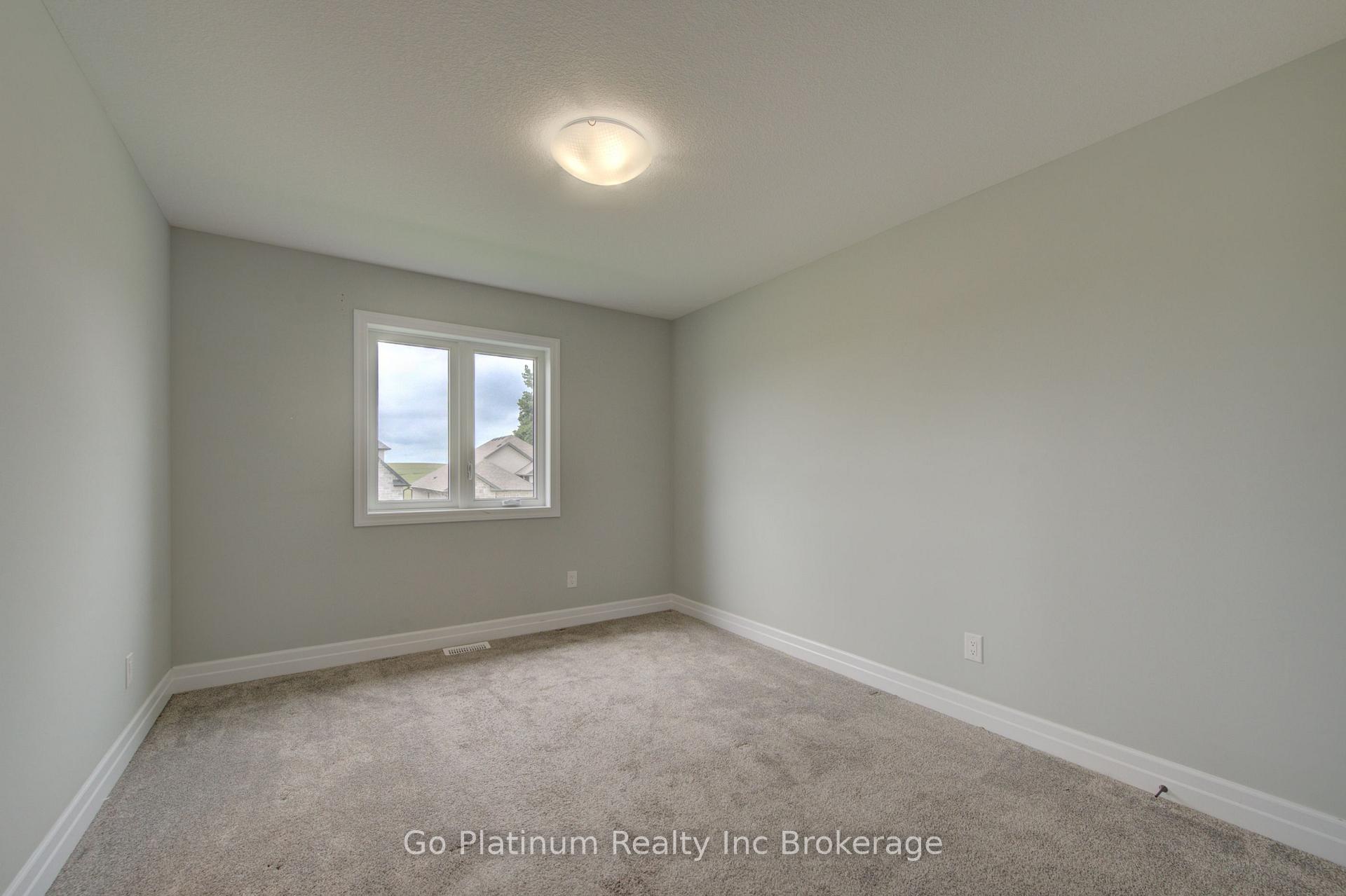 Photo 32 of 32 Sycamore Drive, Tillsonburg — HOMEH