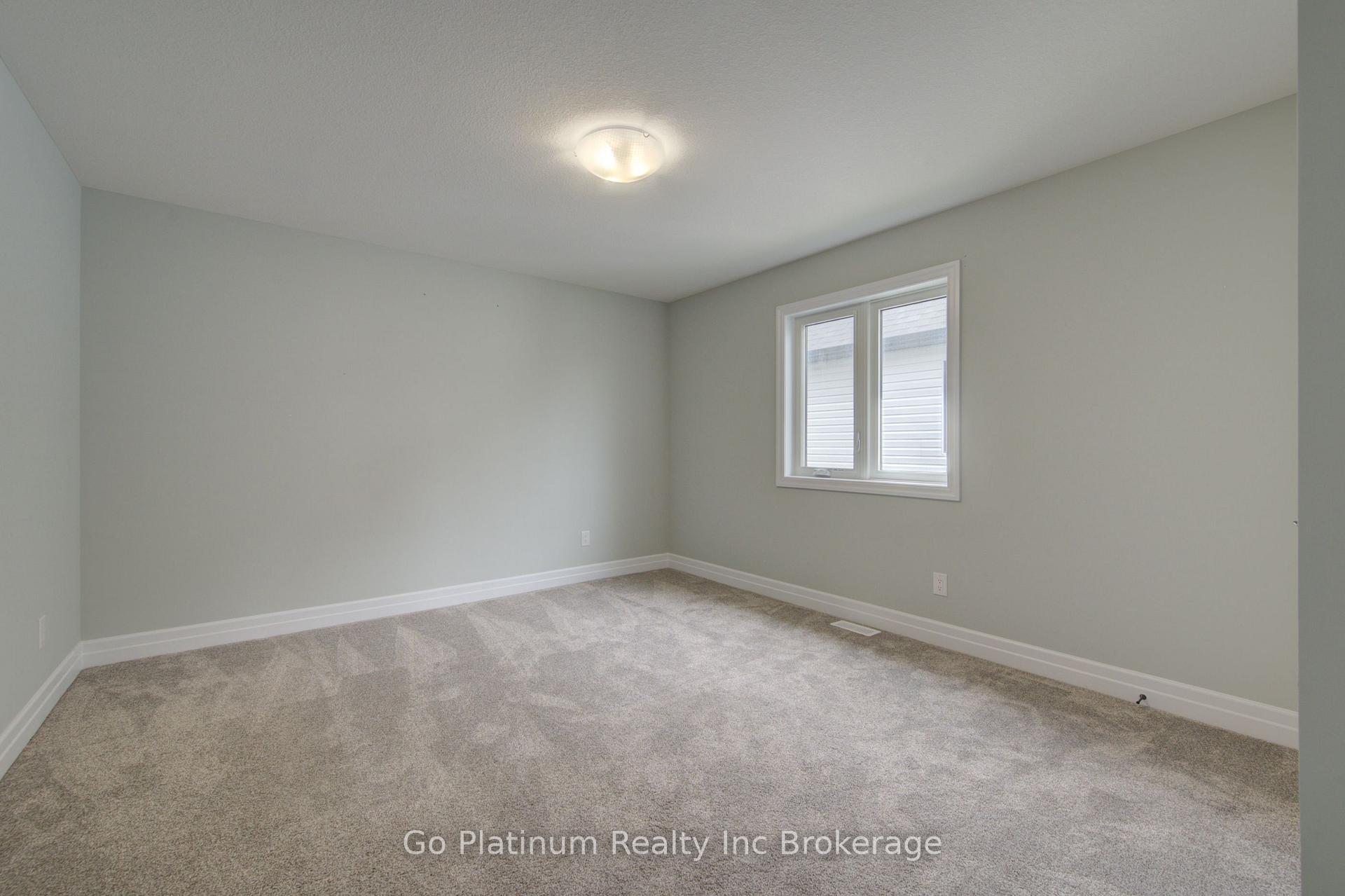 Photo 40 of 32 Sycamore Drive, Tillsonburg — HOMEH