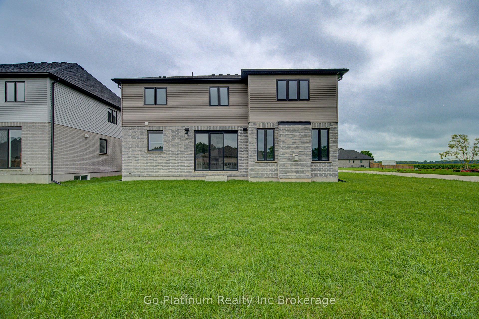 Photo 46 of 32 Sycamore Drive, Tillsonburg — HOMEH