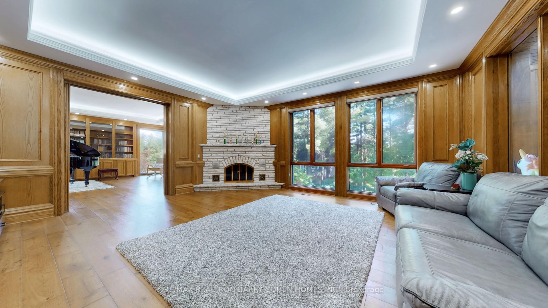 Photo 8 of 30 Marcus Court, Vaughan, Rural Vaughan — HOMEH