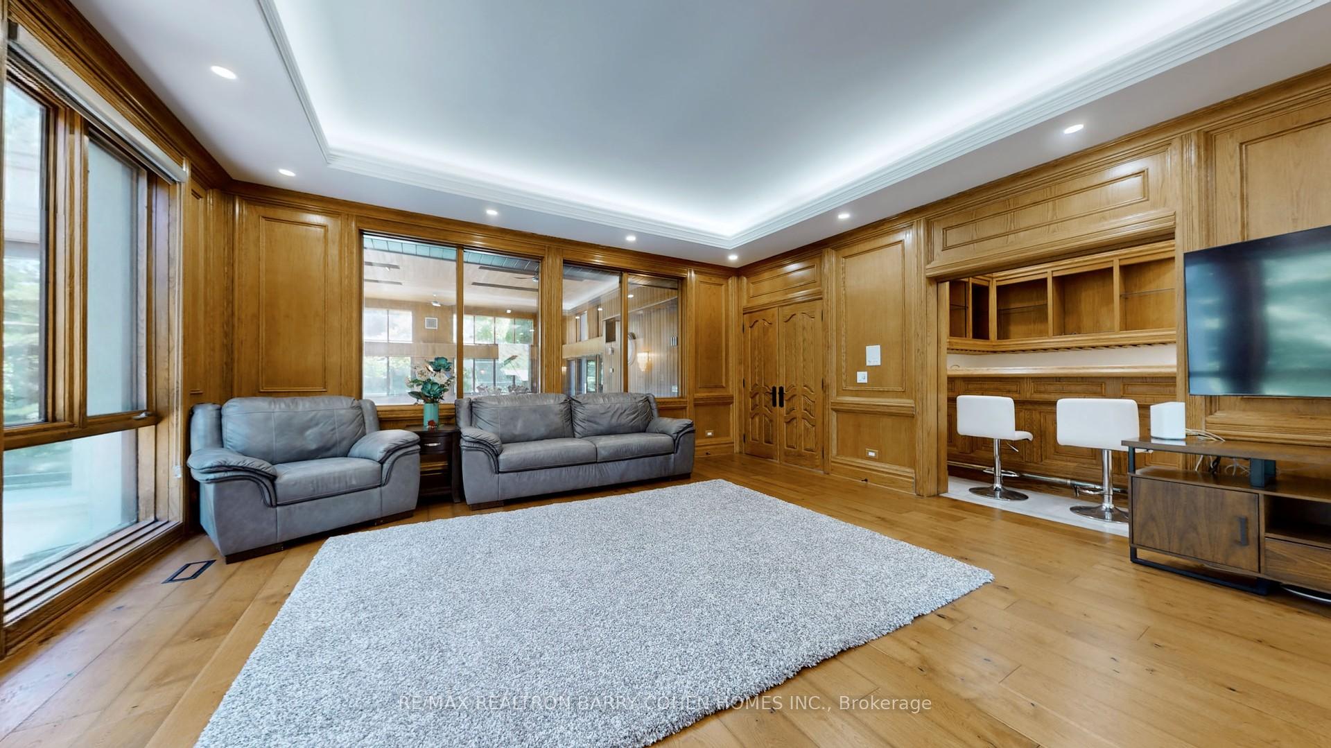 Photo 10 of 30 Marcus Court, Vaughan, Rural Vaughan — HOMEH