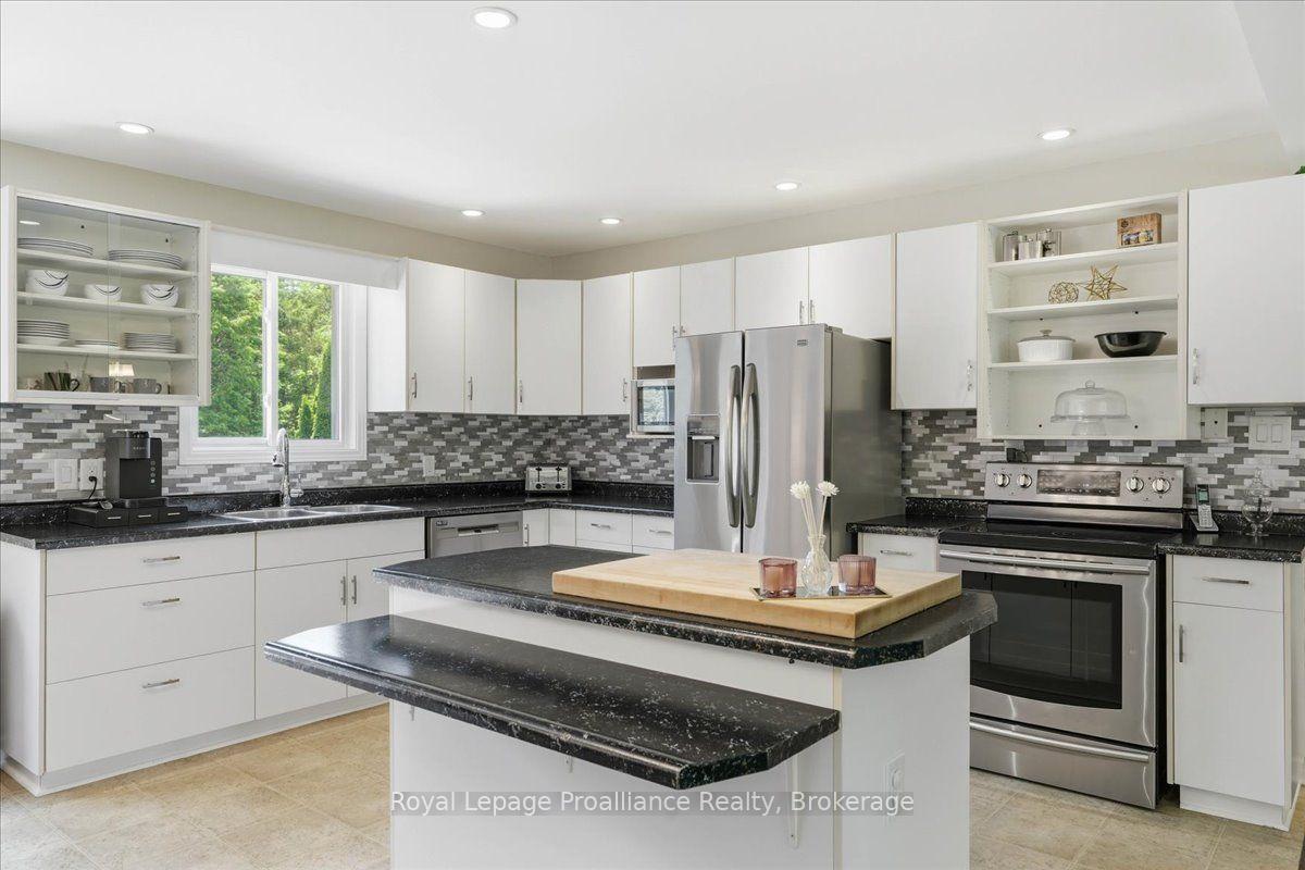 Photo 10 of 3526 Harmony Road, Tyendinaga, Tyendinaga Township — HOMEH