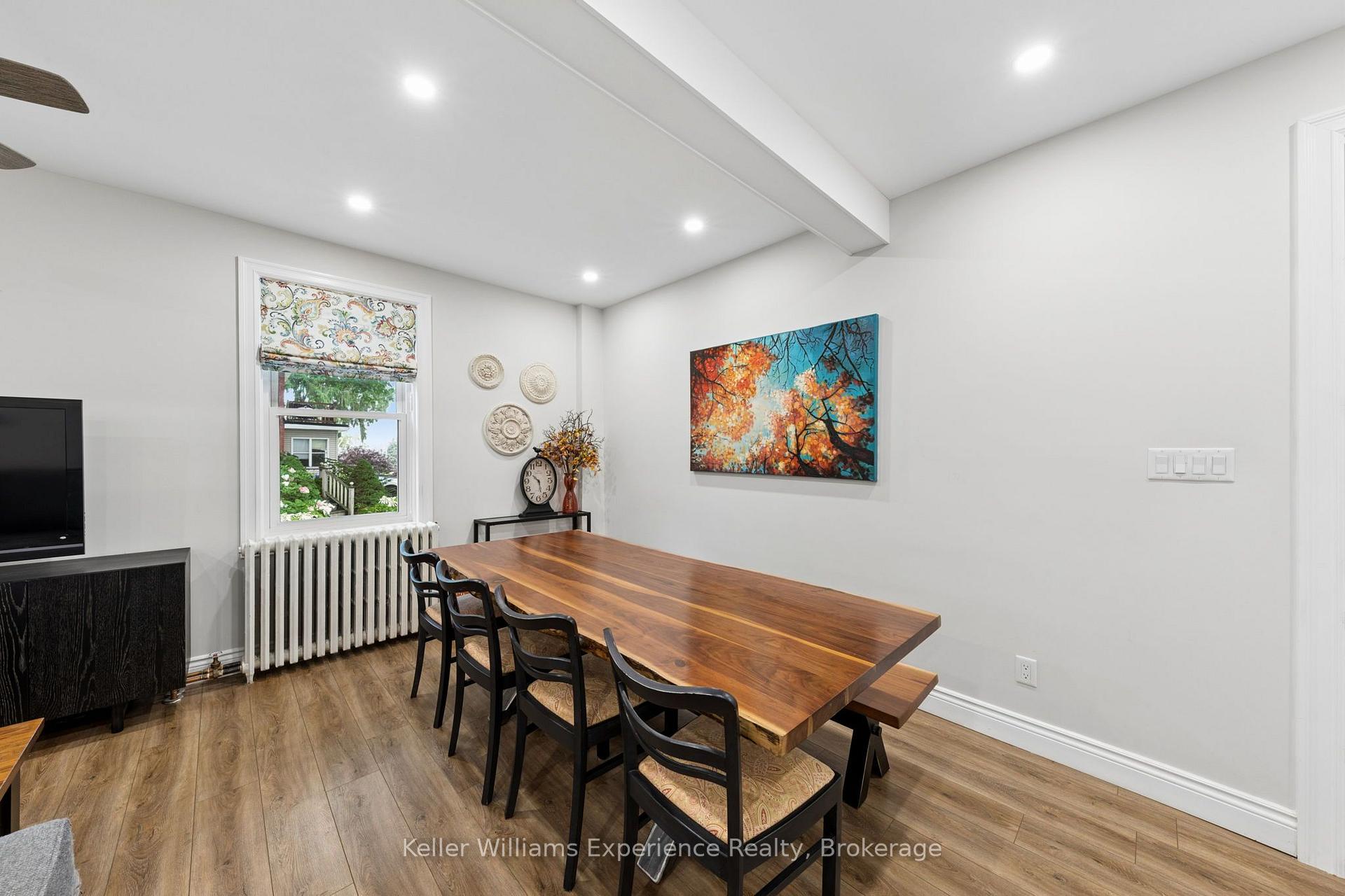 Photo 6 of 344 Second Street, Midland — HOMEH