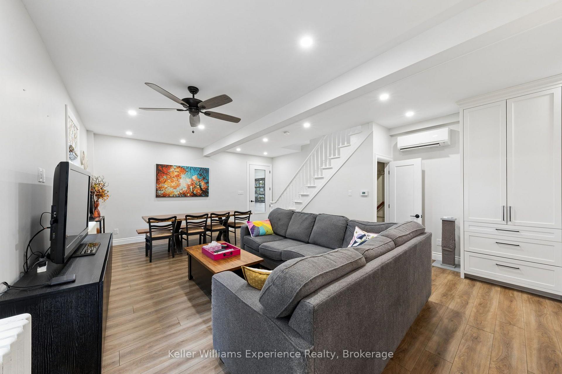 Photo 8 of 344 Second Street, Midland — HOMEH