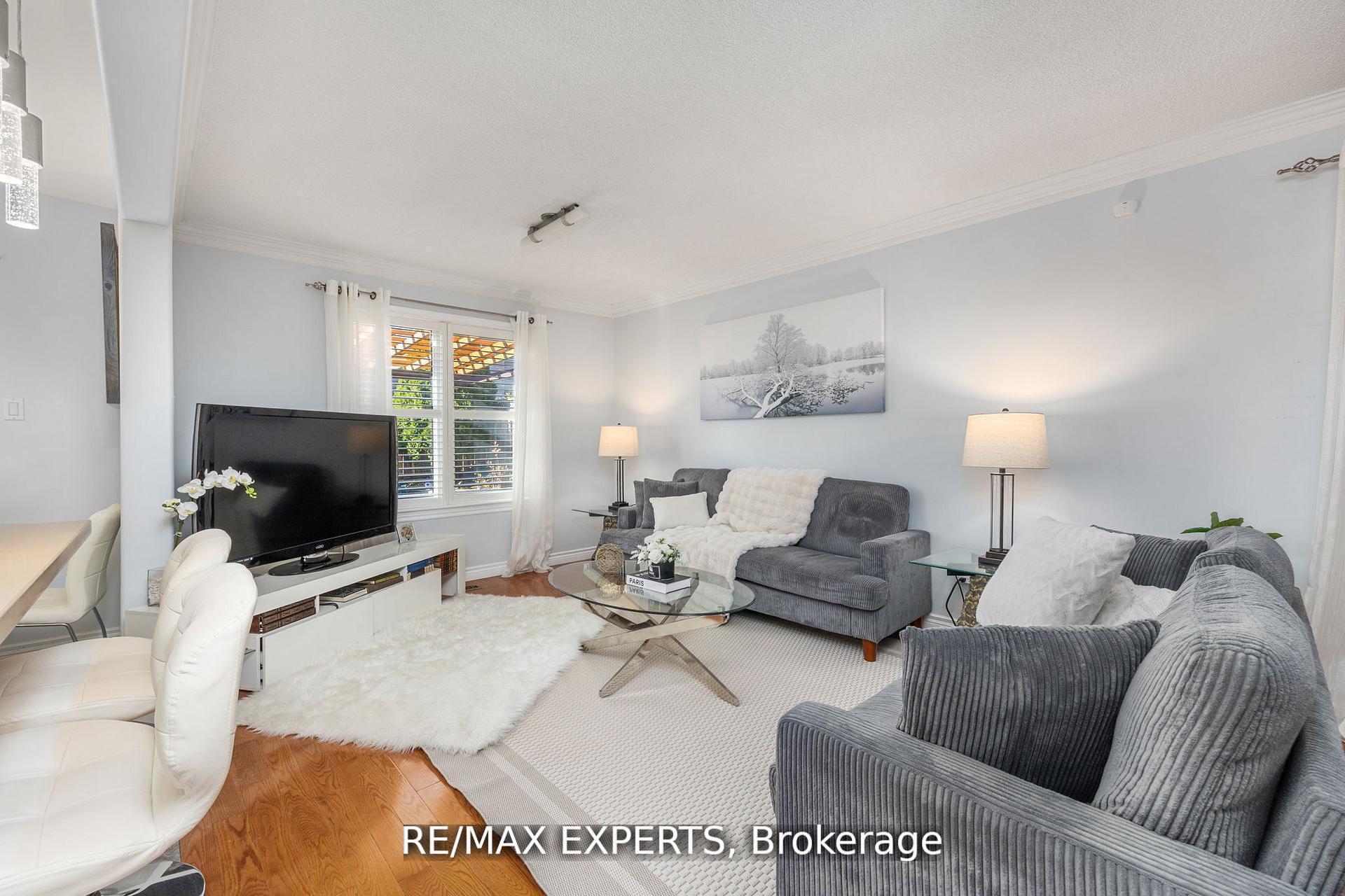 Photo 8 of 482 Malaga Road, Mississauga, Fairview — HOMEH