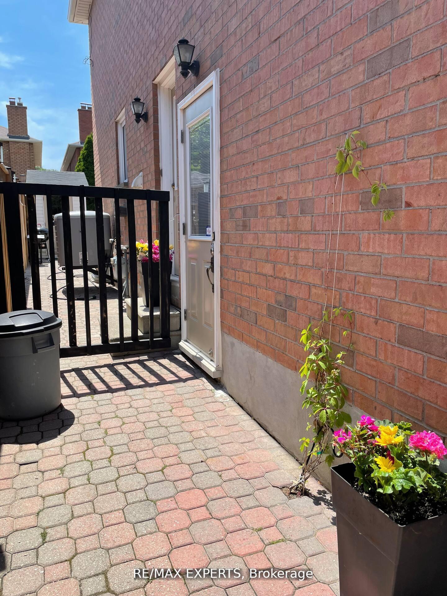 Photo 41 of 482 Malaga Road, Mississauga, Fairview — HOMEH