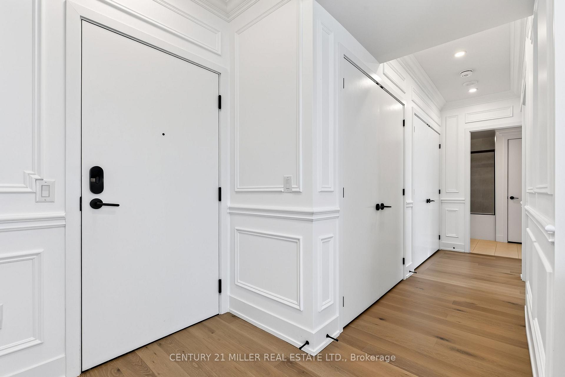 Photo 3 of Unit 702, 2450 Old Bronte Road, Oakville, Westmount — HOMEH