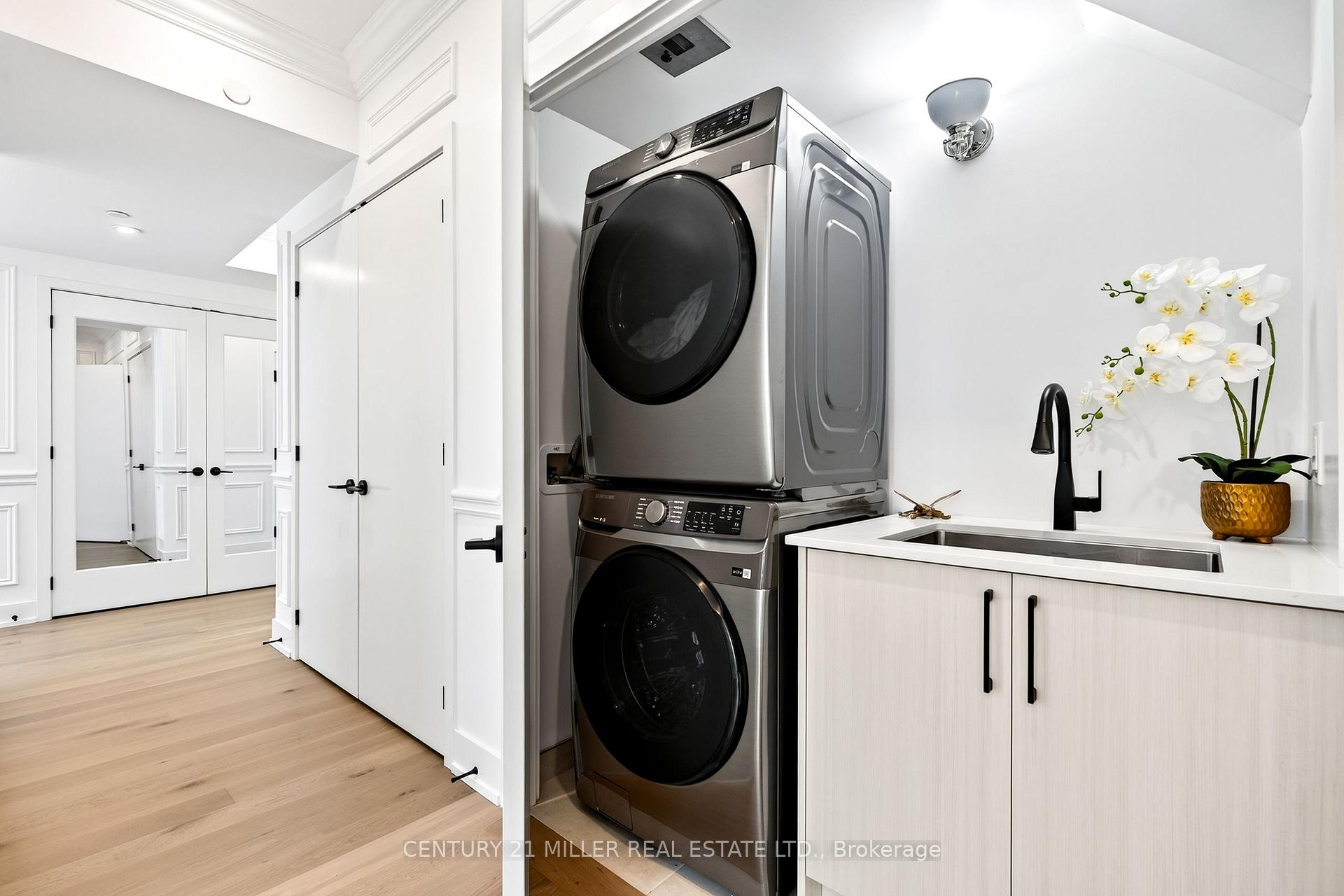 Photo 20 of Unit 702, 2450 Old Bronte Road, Oakville, Westmount — HOMEH