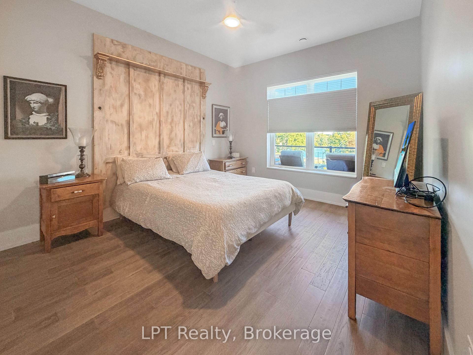 Photo 10 of Unit 201, 17 Cleave Avenue, Prince Edward County, Picton — HOMEH