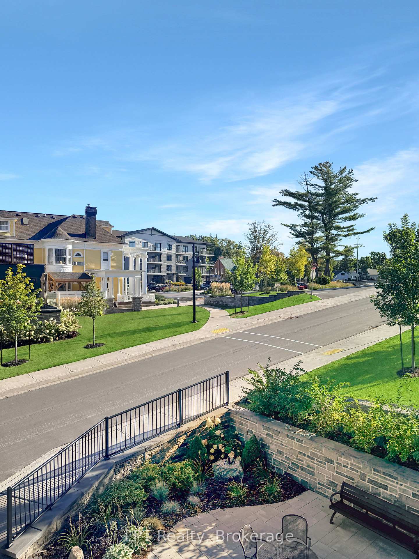 Photo 16 of Unit 201, 17 Cleave Avenue, Prince Edward County, Picton — HOMEH
