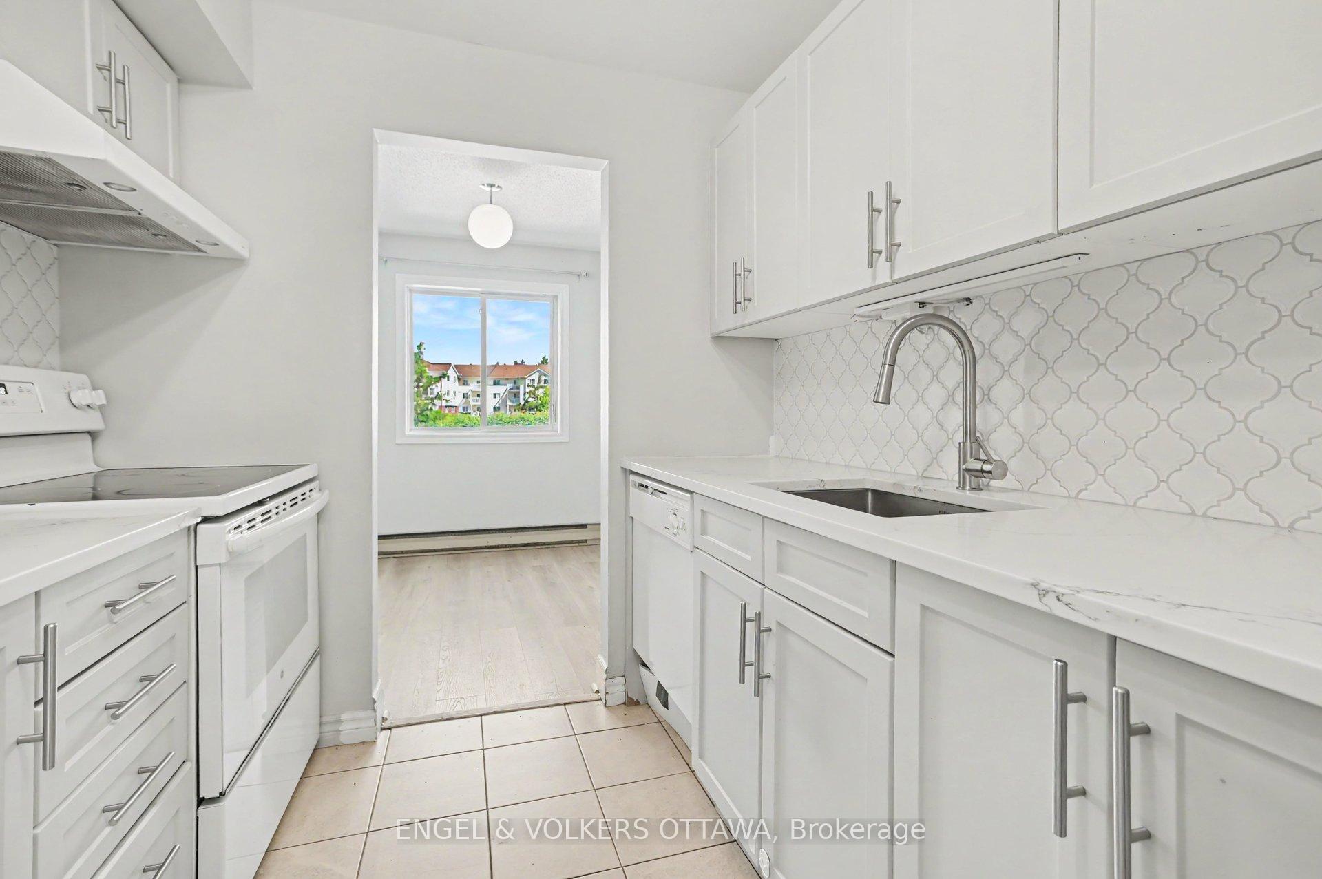 Photo 4 of Unit 106, 268 Lorry Greenberg Drive, Ottawa, Hunt Club Park/Greenboro — HOMEH