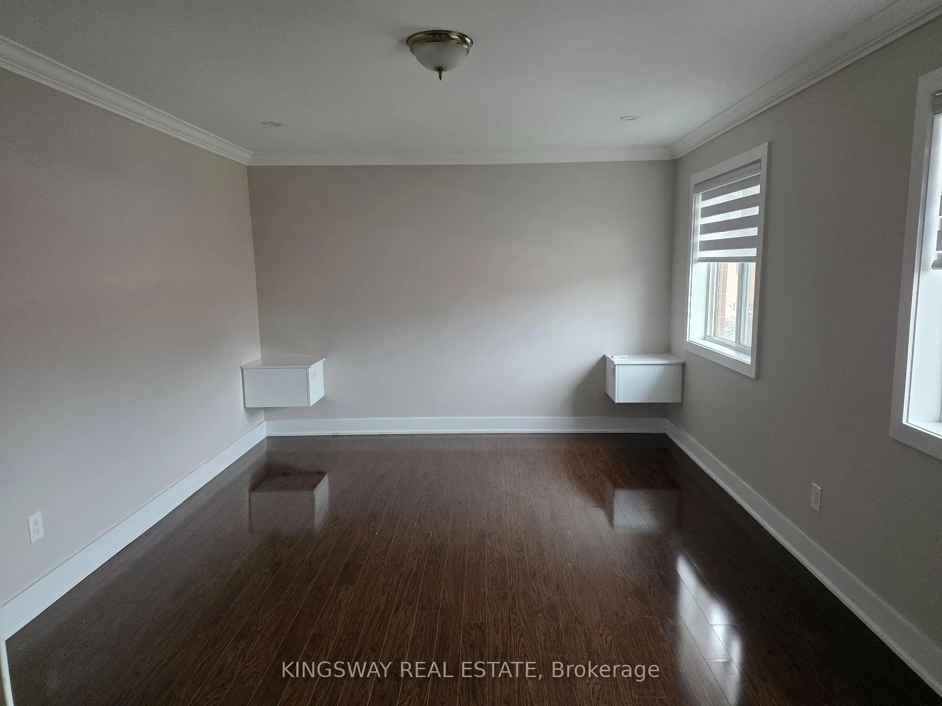 Photo 10 of 20 Dawes Road, Brampton, Credit Valley — HOMEH
