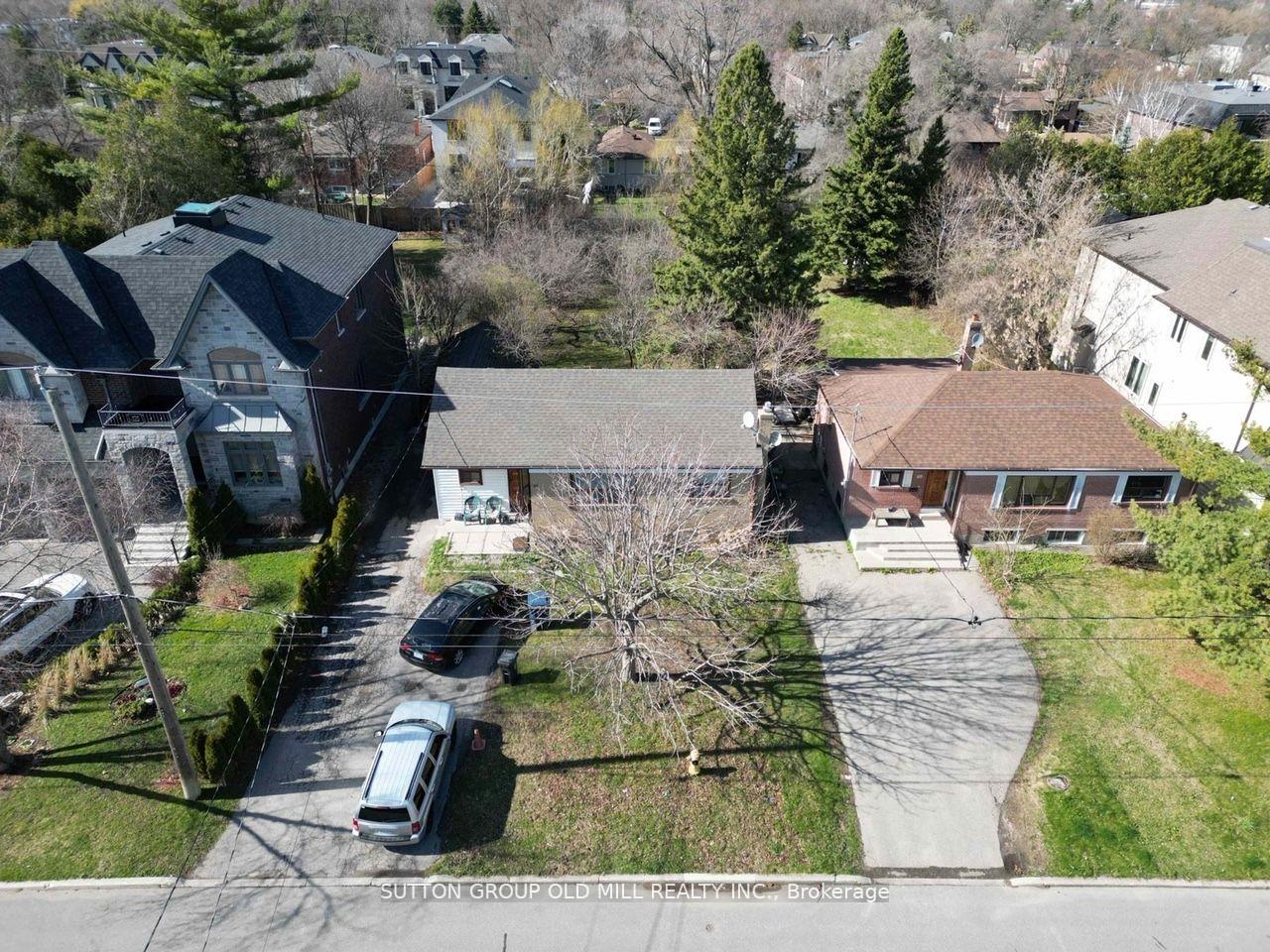 Photo 4 of 96 Caines Avenue, North York, Newtonbrook West — HOMEH