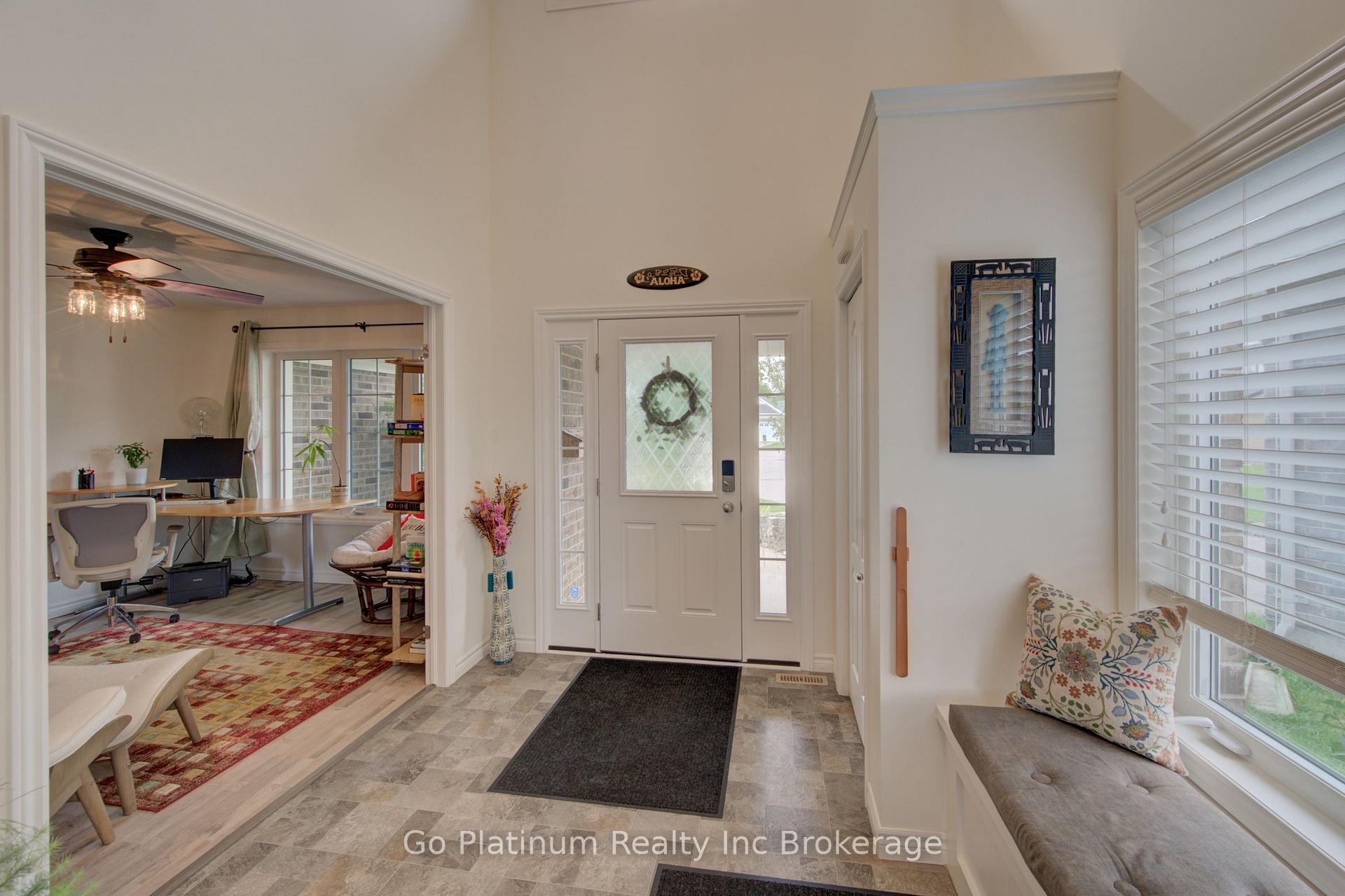 Photo 6 of 22 Nancy Court, Tillsonburg — HOMEH