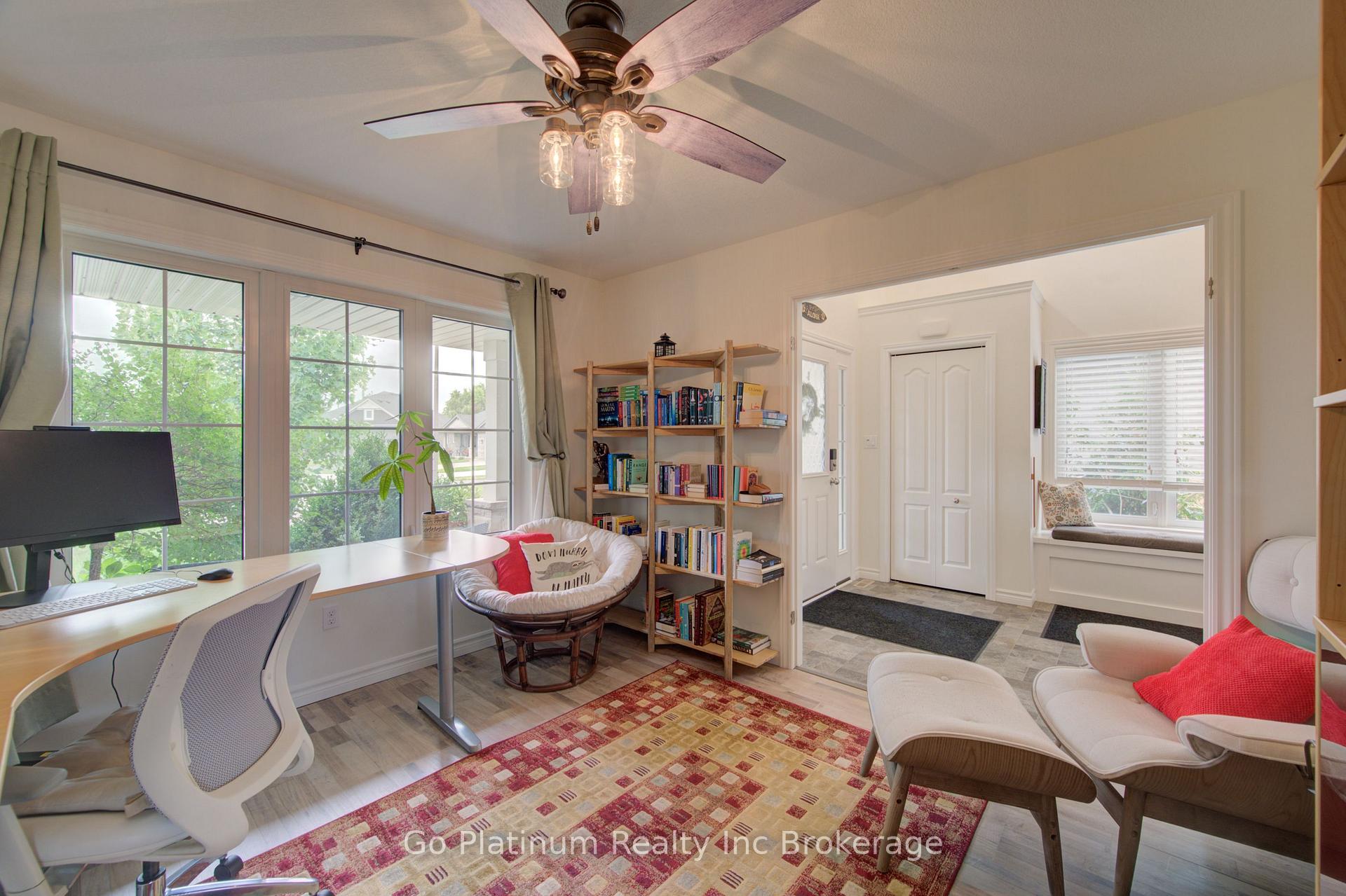 Photo 9 of 22 Nancy Court, Tillsonburg — HOMEH