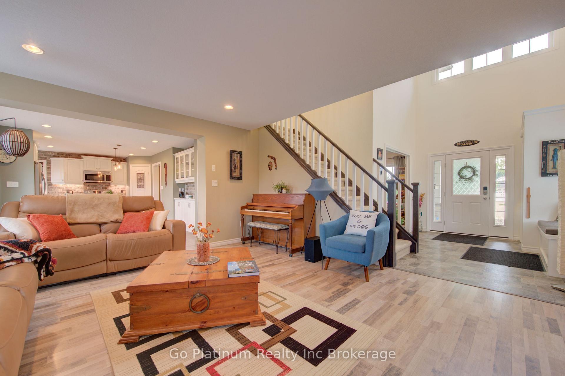 Photo 13 of 22 Nancy Court, Tillsonburg — HOMEH