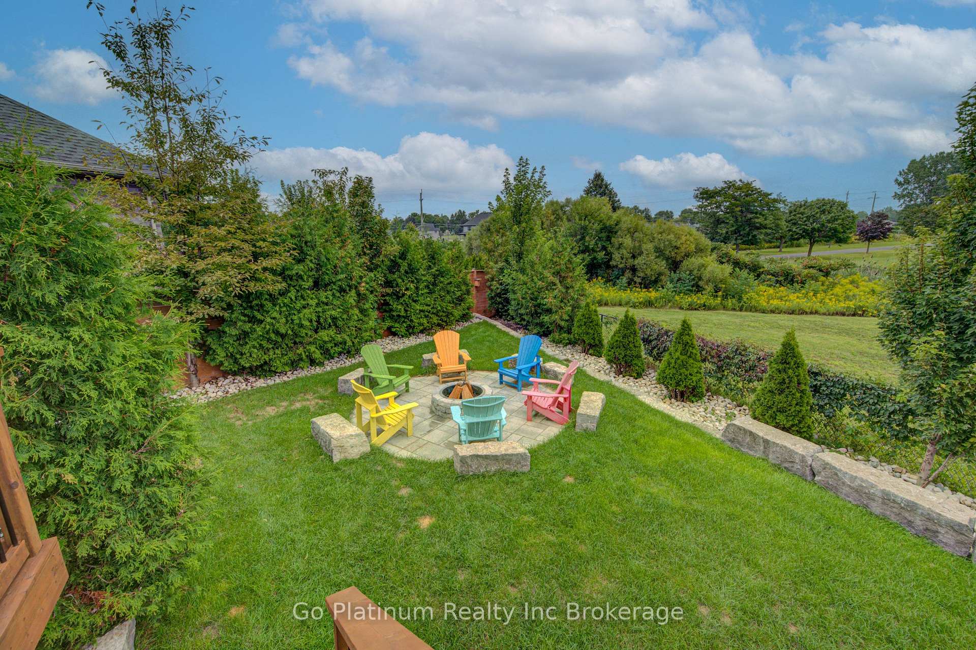 Photo 44 of 22 Nancy Court, Tillsonburg — HOMEH