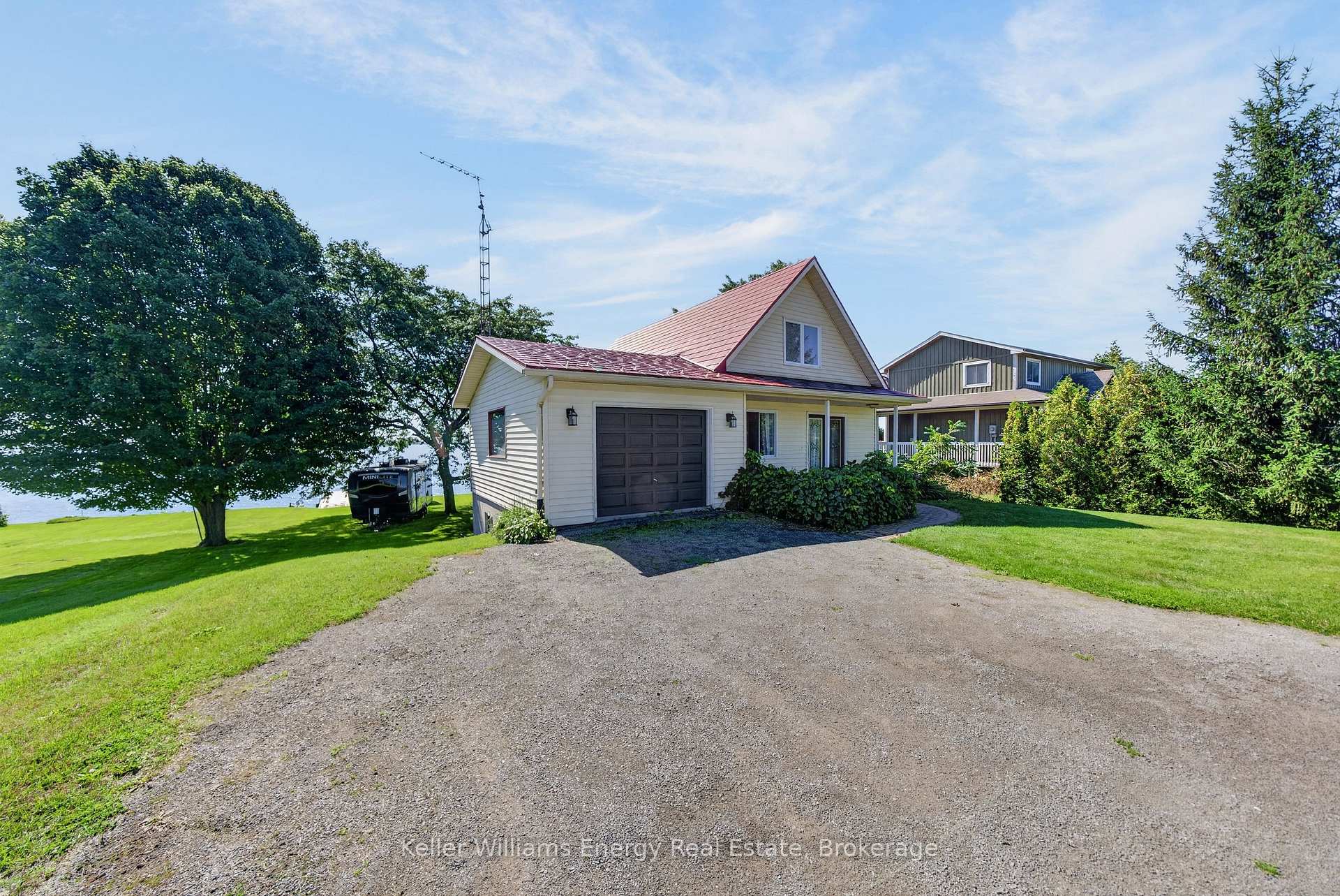 Photo 1 of 16169 Loyalist Parkway, Prince Edward County, Hallowell Ward — HOMEH