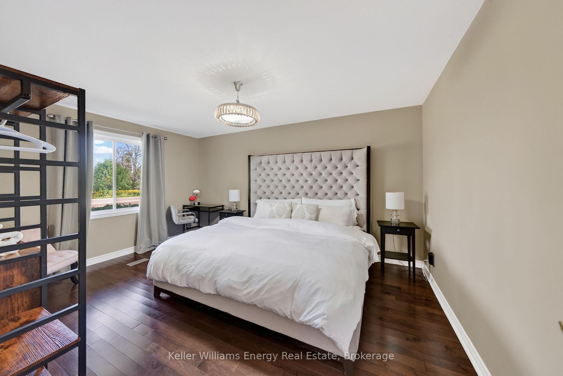 Photo 4 of 16169 Loyalist Parkway, Prince Edward County, Hallowell Ward — HOMEH